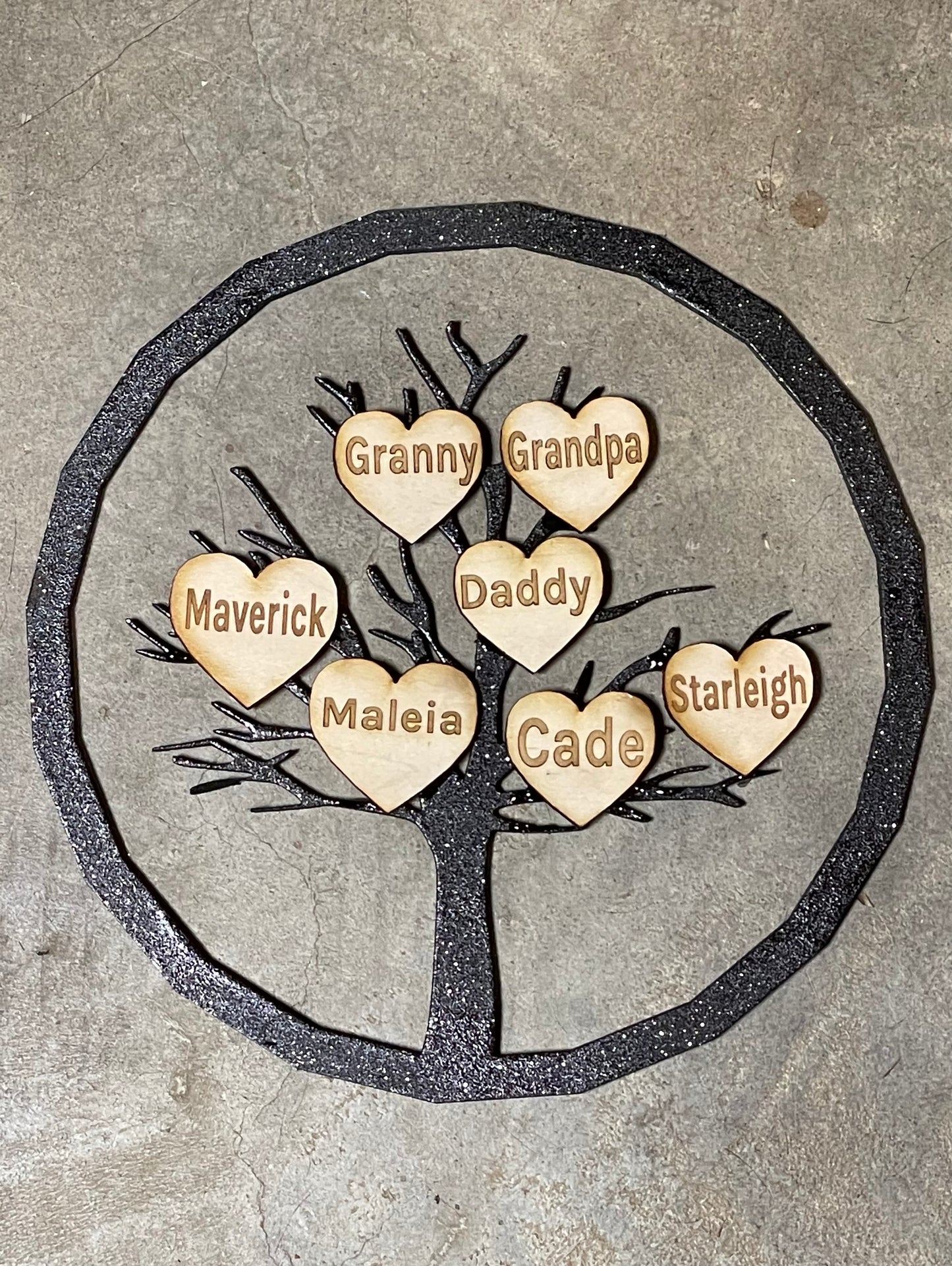 Wooden Heart Family Tree